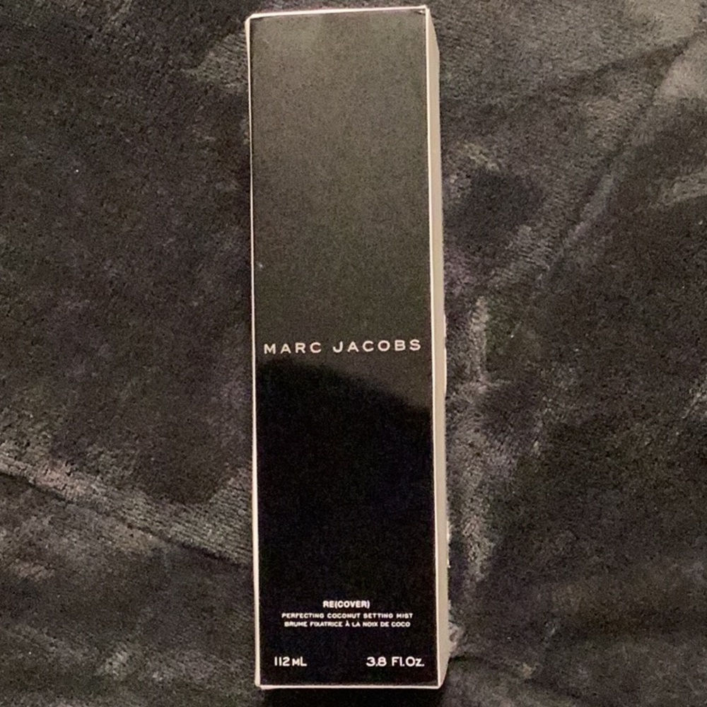 Marc Jacobs Beauty Re(cover) Perfecting Coconut Setting Mist - Picture 3 of 4